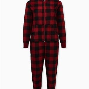 HOODED SLEEP ONESIE - FLEECE BUFFALO CHECK RED & BLACK TORRID 5/6